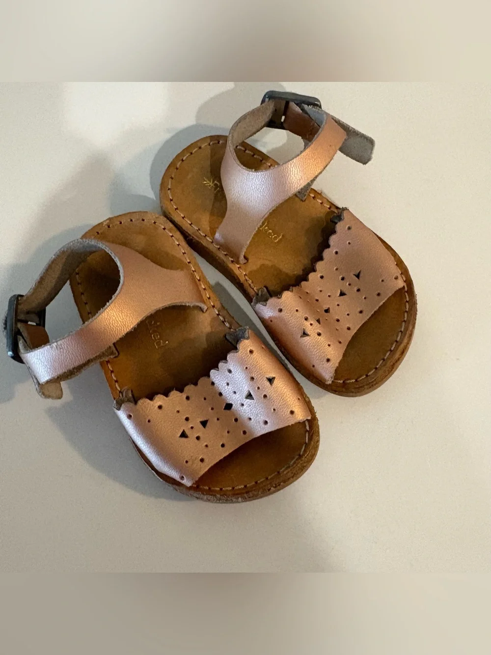 Freshly Picked laguna sandal in rose gold color size 3